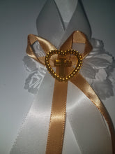 24 Heart in cross acrylic charm for crafts/capias