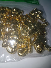 12 Gold/ Silver 3d charm favor capia guest pins